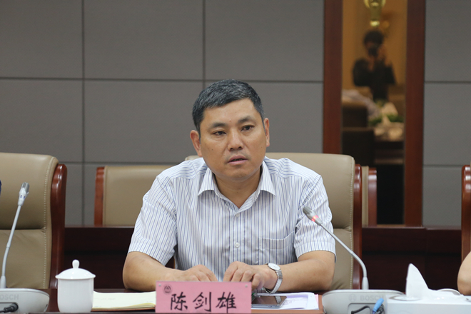 说明: C:\Users\Administrator\Desktop\IMG_3679_副本.jpg