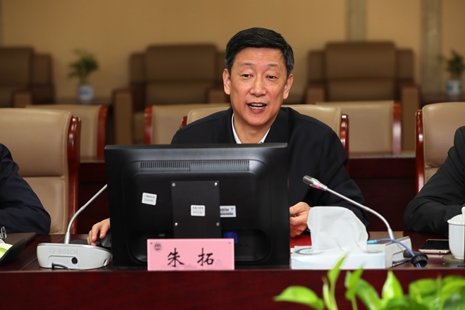 说明: E:\2018接待\接待单位\通讯稿\2018.4.19中国矿业大学刘波书记、葛世荣校长一行莅临我校\2018.4.19中国矿业大学刘波书记、葛世荣校长一行莅临我校\22.jpg